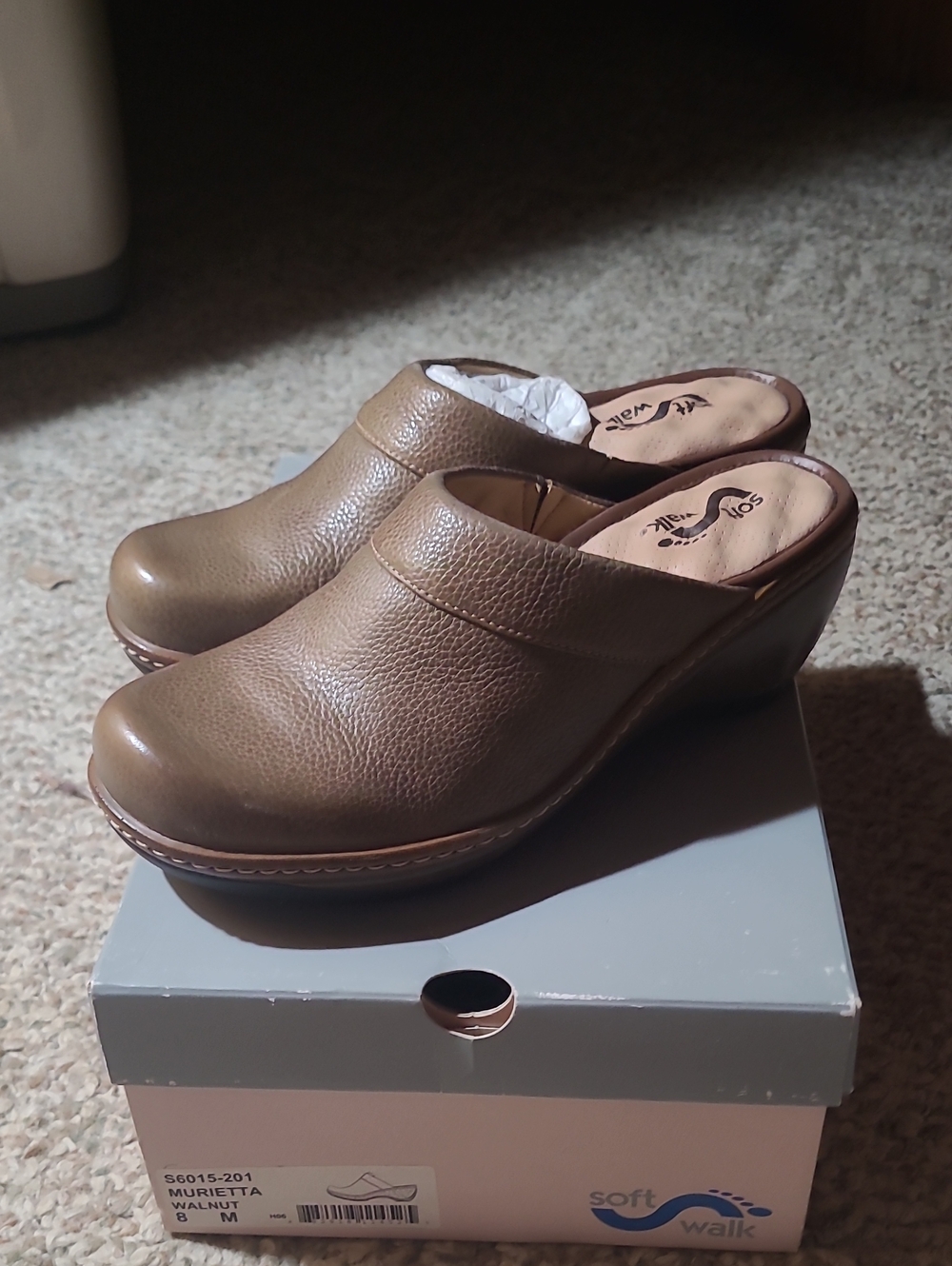 SoftWalk Murietta Flats in Walnut Brown